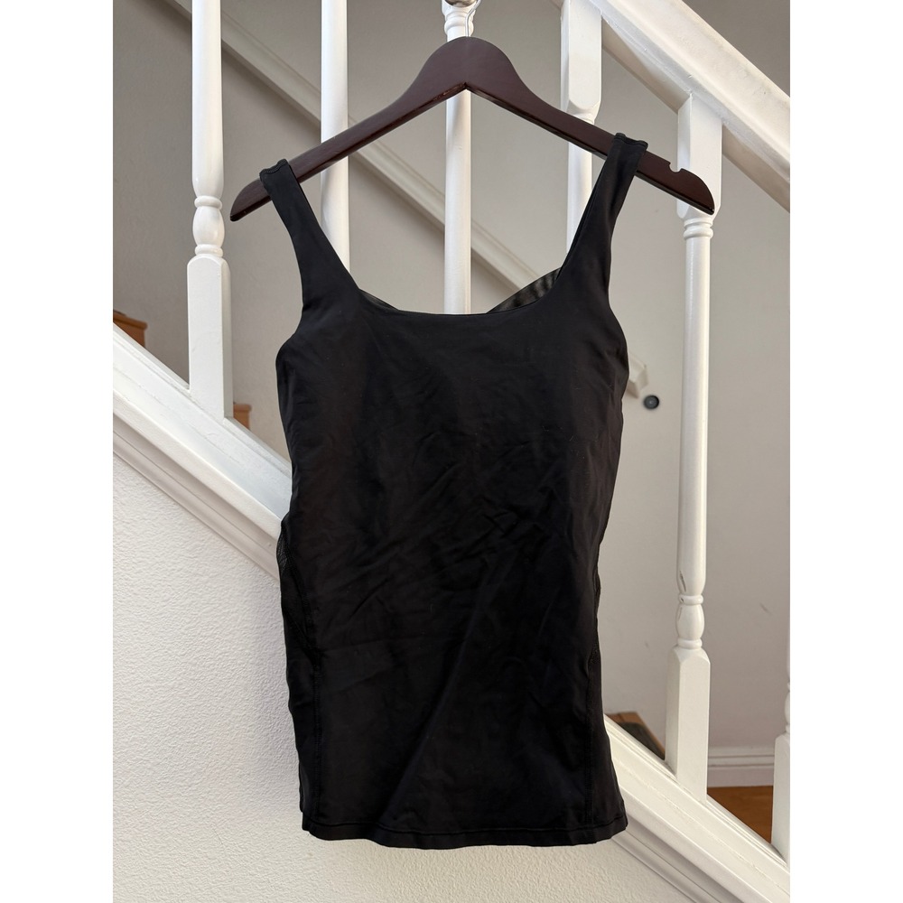 Lululemon Black Strappy Criss Cross Mesh Back Tank Top Built In Bra Size 6